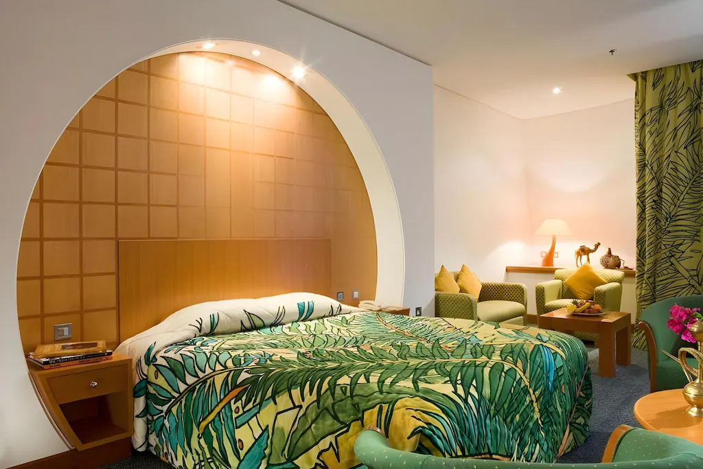 Guest room at Oryx Grand Hotel Jebel Hafeet 2